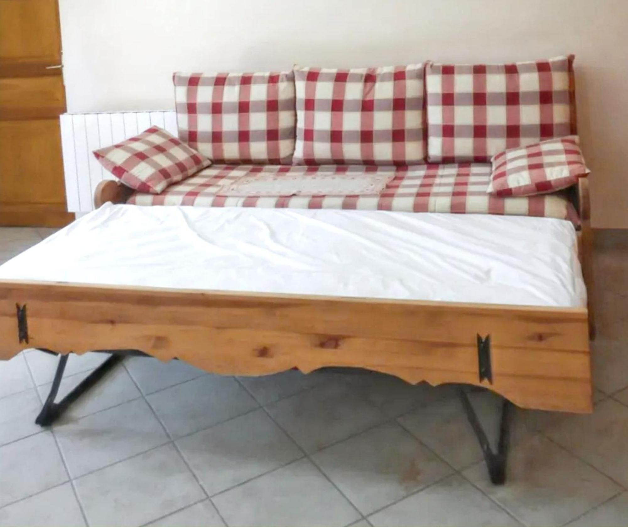 Appartement Paisible A Saint-Crepin Avec Vue Sur La Montagne Экстерьер фото